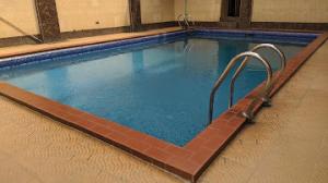 Room in Lodge - Suite Las Caracas-yaba 내부 또는 인근 수영장