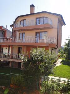 Fotografie z fotogalerie ubytování Zenith Guest House v destinaci Sozopol