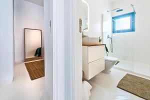 Kúpeľňa v ubytovaní Apartamentos Cotillo Surf