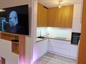 Zdjęcie z galerii obiektu LUXURY APARTMENT w Warszawie