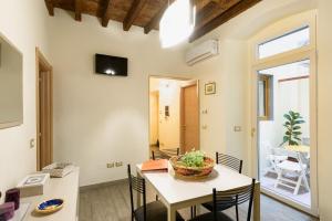 Et tv og/eller underholdning på Pinzochere PT