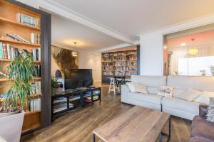 Część wypoczynkowa w obiekcie Colon Zurriola IB Apartments