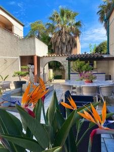 Logis Hôtel Les II Mas - Perpignan Sud