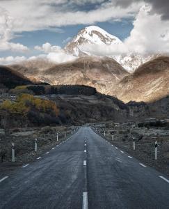 Galeriebild der Unterkunft Ineza's Guest House in Kazbegi