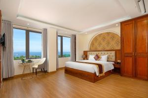 Giường trong phòng chung tại 7 Seven Sea Villa - 100m from the beach +33 ảnh