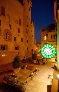 Certifikát, hodnocení, plakát nebo jiný dokument vystavený v ubytování Art Hotel Orologio