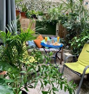 Zahrada ubytování Modern Apartment in The Heart of Athens Near Acropolis