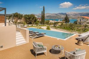 Bazén v ubytování Ionian Village nebo v jeho okolí