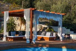 Galeriebild der Unterkunft Eva's Luxury Villa in Kritharia