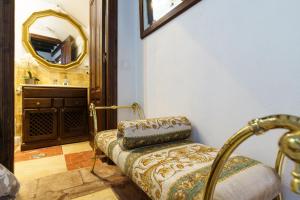 Postel nebo postele na pokoji v ubytování Casa Nazarí - Setenil de las Bodegas