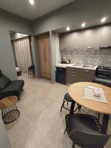 Kuchyň nebo kuchyňský kout v ubytování Stefani apartments