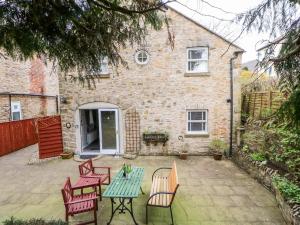 Budova, kde se prázdninový dům nachází + 22 fotografií