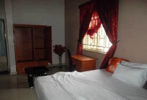 Gallery image of Room in Lodge - Clen-phil Hotels And Suite in Port Harcourt