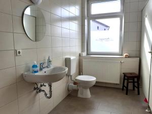 Ένα μπάνιο στο Pension BERLIn in Spremberg (4)