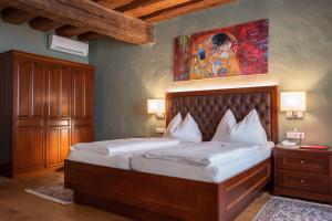 Voodi või voodid majutusasutuse Altstadt Hotel Stadtkrug toas