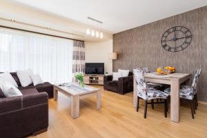 Posezení v ubytování Stara Polana Apartamenty & Spa Zakopane by Renters