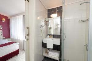 Postel nebo postele na pokoji v ubytování Dream Bosphorus Hotel + 37 fotografií