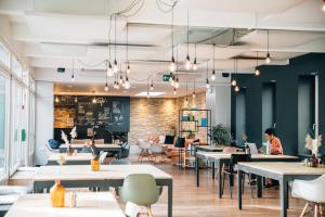 Restaurace v ubytování Hostel by Hyve Basel