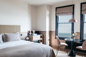 Gallery image of Port Hotel in Eastbourne