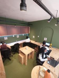 Hosté ubytování Nomads Hostel Multicultural & Coworking