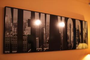 a black and white picture of a city at Hostel New York in Barcelona