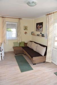 Zdjęcie z galerii obiektu Holiday Home Gyenesdias 5 w Gyenesdiás