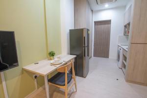 Η κουζίνα ή μικρή κουζίνα στο Cantonment Serviced Apartment