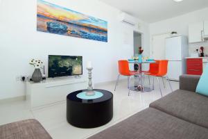 TV a/nebo společenská místnost v ubytování Apartment Erika