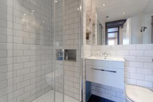 Remarkable 1 Bedroom Flat Near Regent's Park