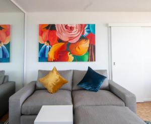 Gallery image of Bright 1 Bedroom Studio with Amazing City Views in Sydney