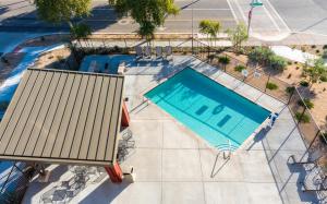 Majoituspaikassa My Place Hotel-Phoenix West/Avondale, AZ tai sen lähellä sijaitseva uima-allas