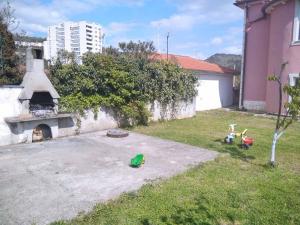 Vonkajšia záhrada v ubytovaní Gecko Apartment
