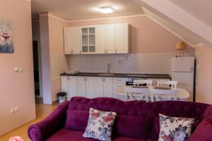 Köök või kööginurk majutusasutuses Apartmani Sigma