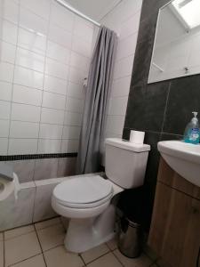 Hostal Caleta Abarca的一间浴室