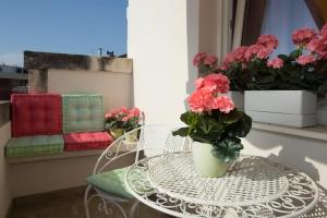 Balkón alebo terasa v ubytovaní Beach apartment Butterfly with sea view