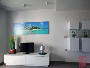 A television and/or entertainment centre at Apartamento Bella Vista - Aqua Nature La Mata