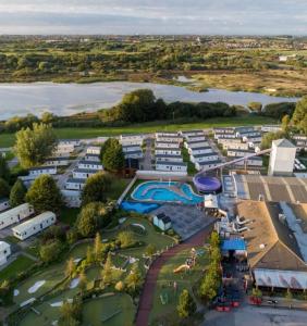 Bird's-eye view ng Luxury Latest Model Holiday Home