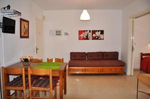 Gallery image of Dina apartments in Agios Gordios