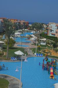 Bazén v ubytování Porto Matrouh Resort nebo v jeho okolí