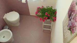 A bathroom at Terrazze Villanova