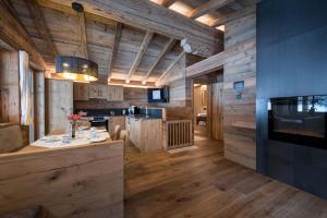 Köök või kööginurk majutusasutuses Chalet-karwendel