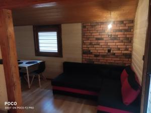 Posedenie v ubytovaní Domki letniskowe Kama 514-280-102