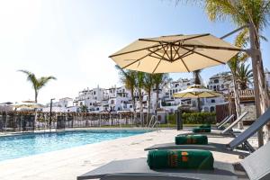 Bazén v ubytování Jardines de la Mata Boutique Beach nebo v jeho okolí