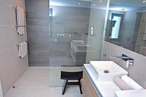 Koupelna v ubytování 3 BDRM Vacation Home • SEA VIEW • Cala De Mijas