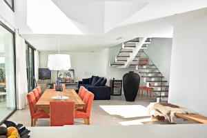 Posezení v ubytování 3 BDRM Vacation Home • SEA VIEW • Cala De Mijas