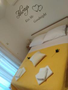 Postel nebo postele na pokoji v ubytování STUDIO APARTMAN TONKO - s balkonom