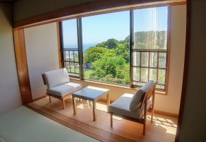 A balcony or terrace at FUTO HOUSE -Ippon no Enpitsu-