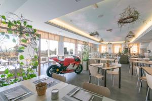 Restaurace v ubytování Hotel Corallo Rimini