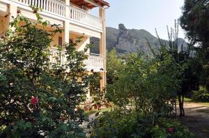 Gallery image of Dina apartments in Agios Gordios