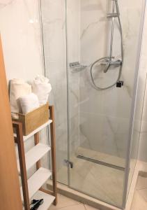 Ένα μπάνιο στο Apartament Agaciula